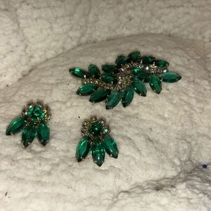 Elegant Green and Gold Jewelry Set